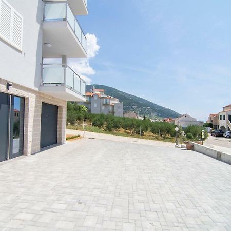 Apartments Sara 4 Бол Экстерьер фото