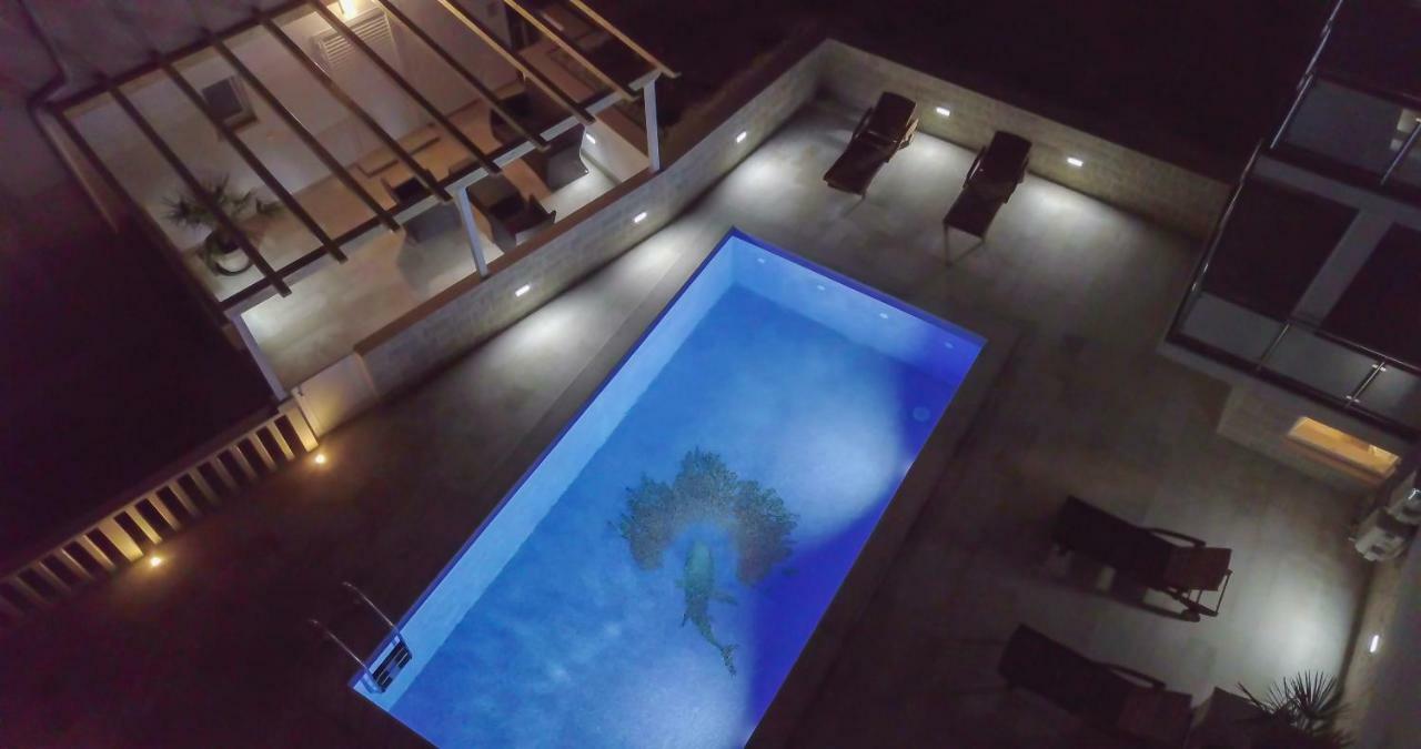 Apartments Sara 4 Бол Экстерьер фото